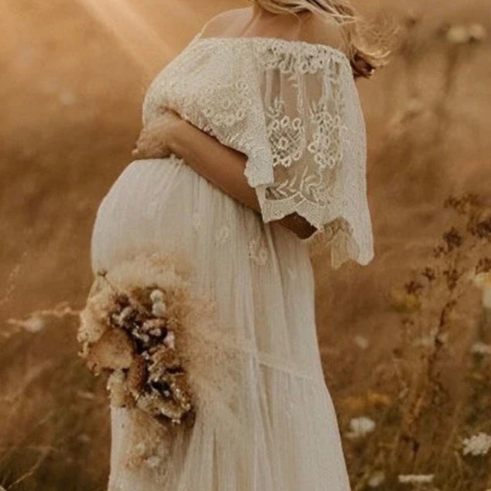 Maternity Lace Maxi Dress